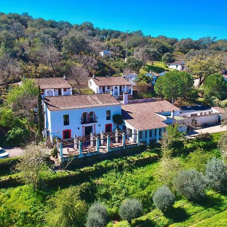 Finca Valbono Apartamentos Rurales Y Hotel Aracena Luaran gambar