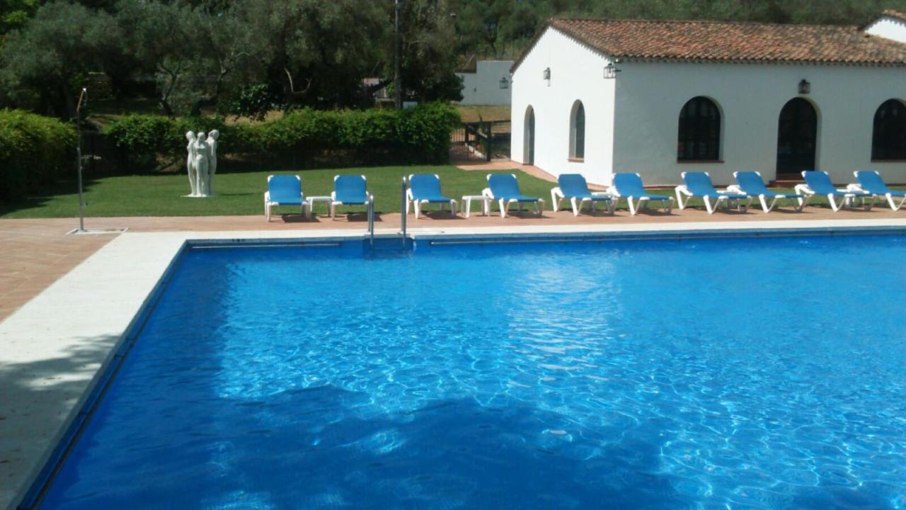 Finca Valbono Apartamentos Rurales Y Hotel Aracena Luaran gambar