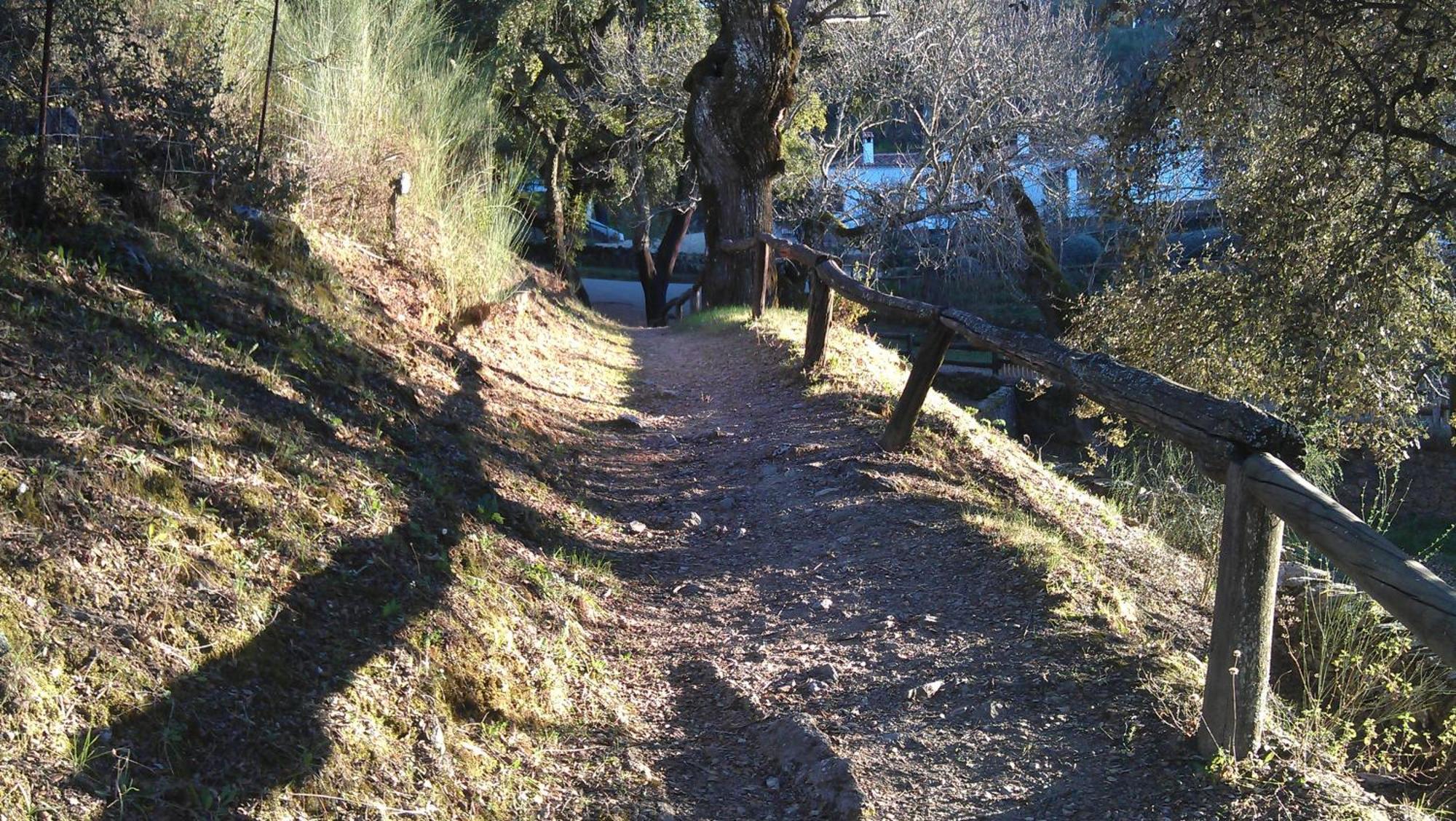 Finca Valbono Apartamentos Rurales Y Hotel Aracena Luaran gambar